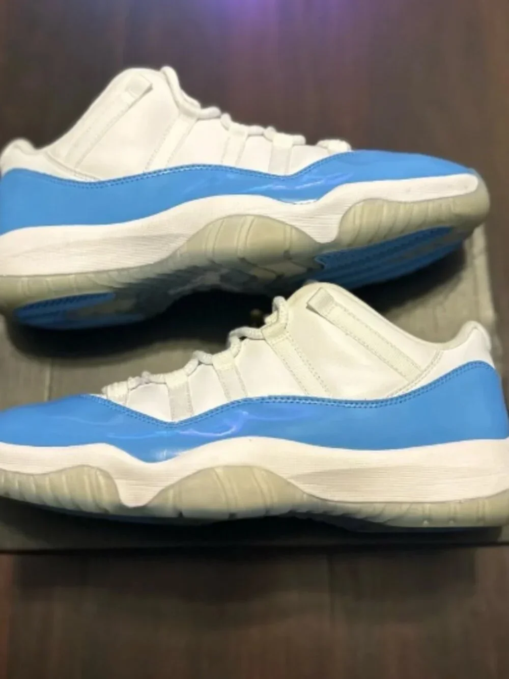 Air Jordan 11 Low “UNC”